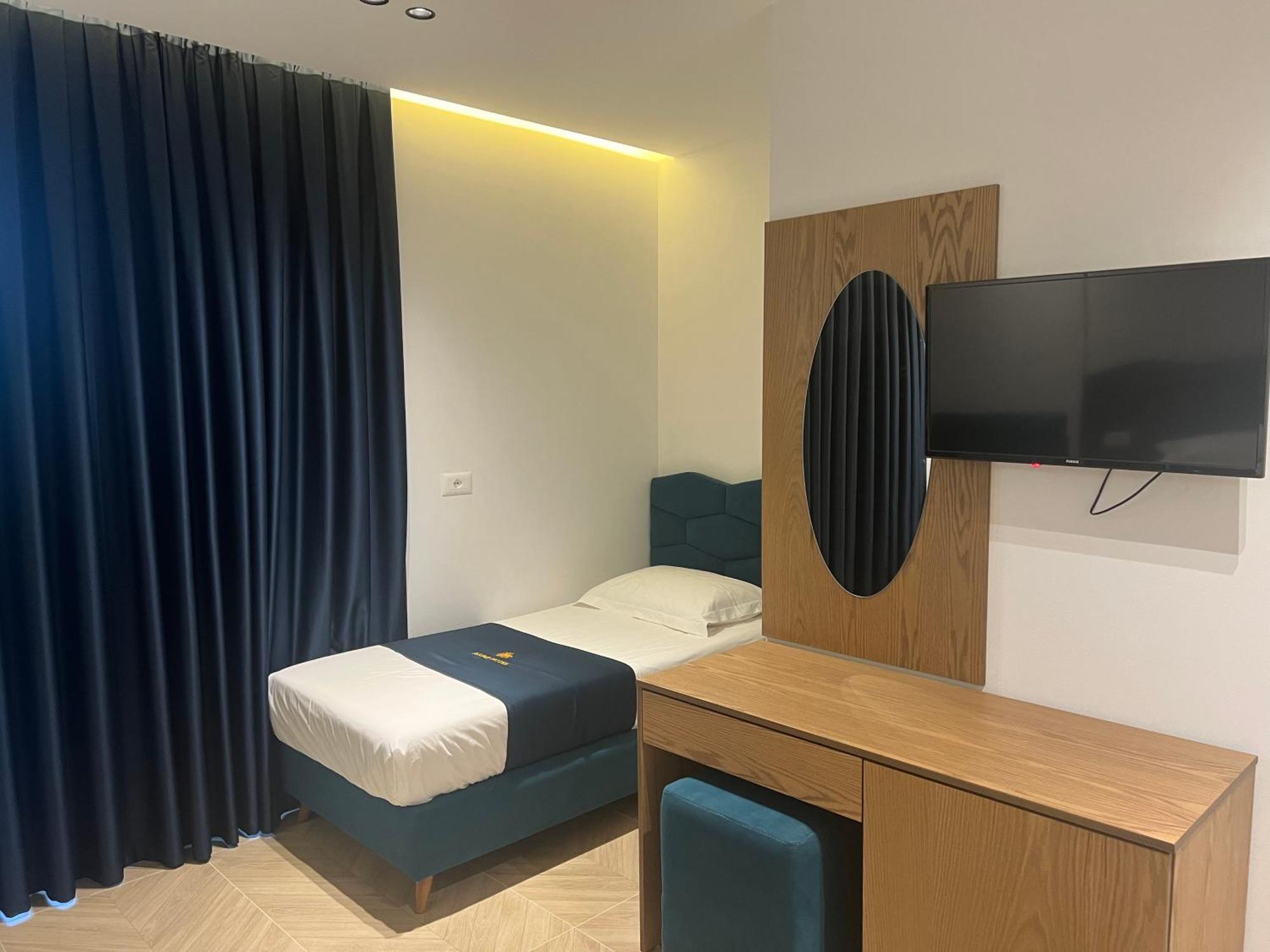 Agimi Hotel Ксамил Экстерьер фото